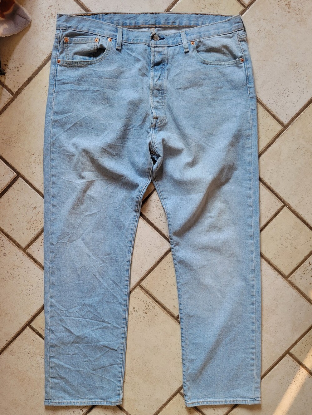 LEVI'S 501 Light Wash Mens Jeans 40x32